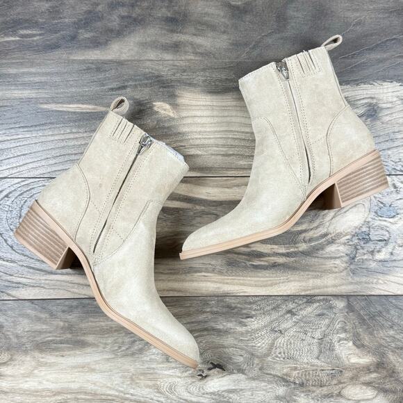 NIB Dolce Vita Bryson Lt Taupe Suede Booties 9M - Picture 2 of 9